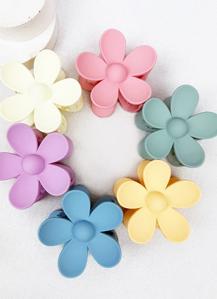 MATTE FLOWER CLIPS