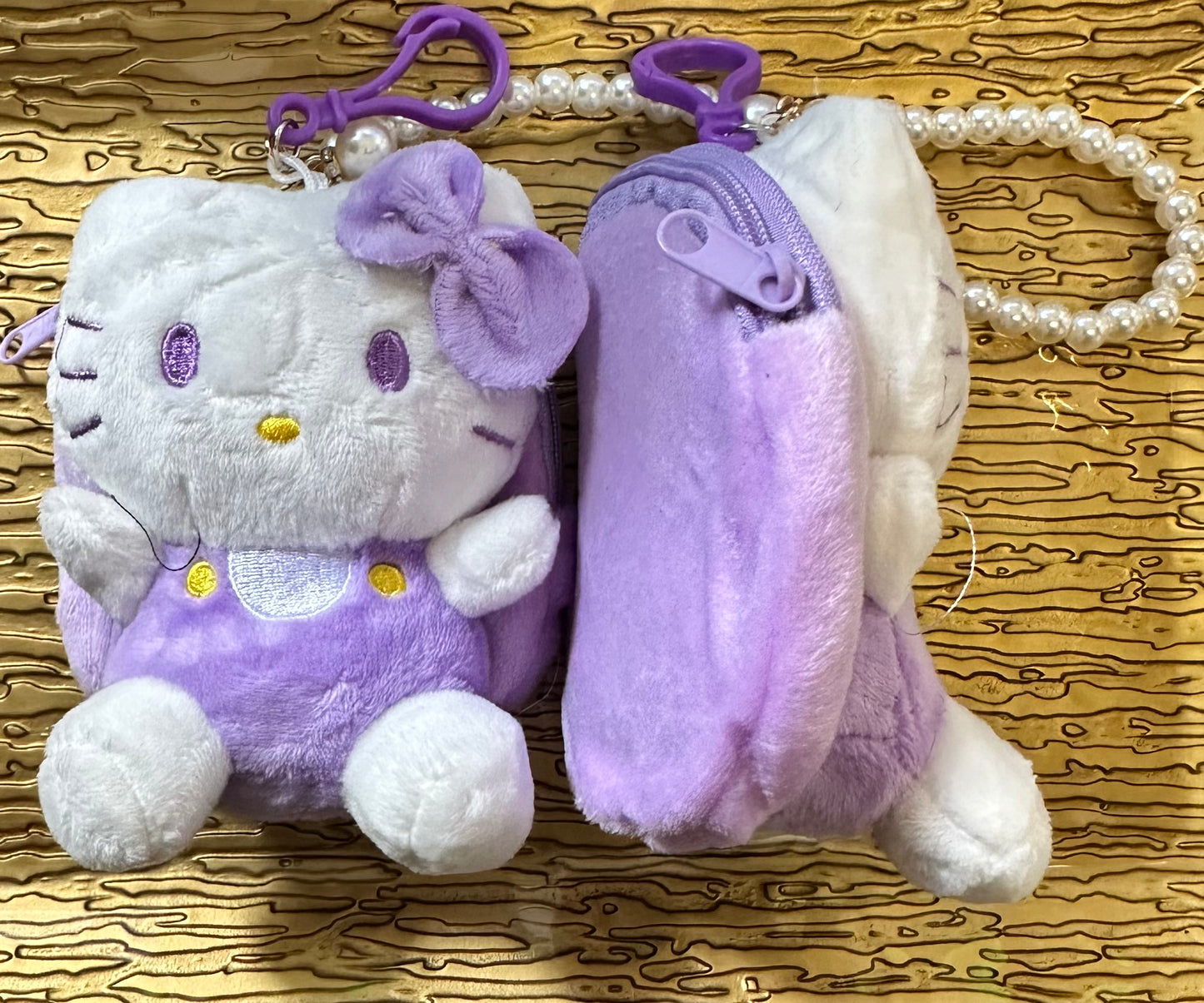 Hello Kitty Character Keychain Pouch