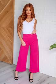 Dear Scarlett Magic Cropped Pants