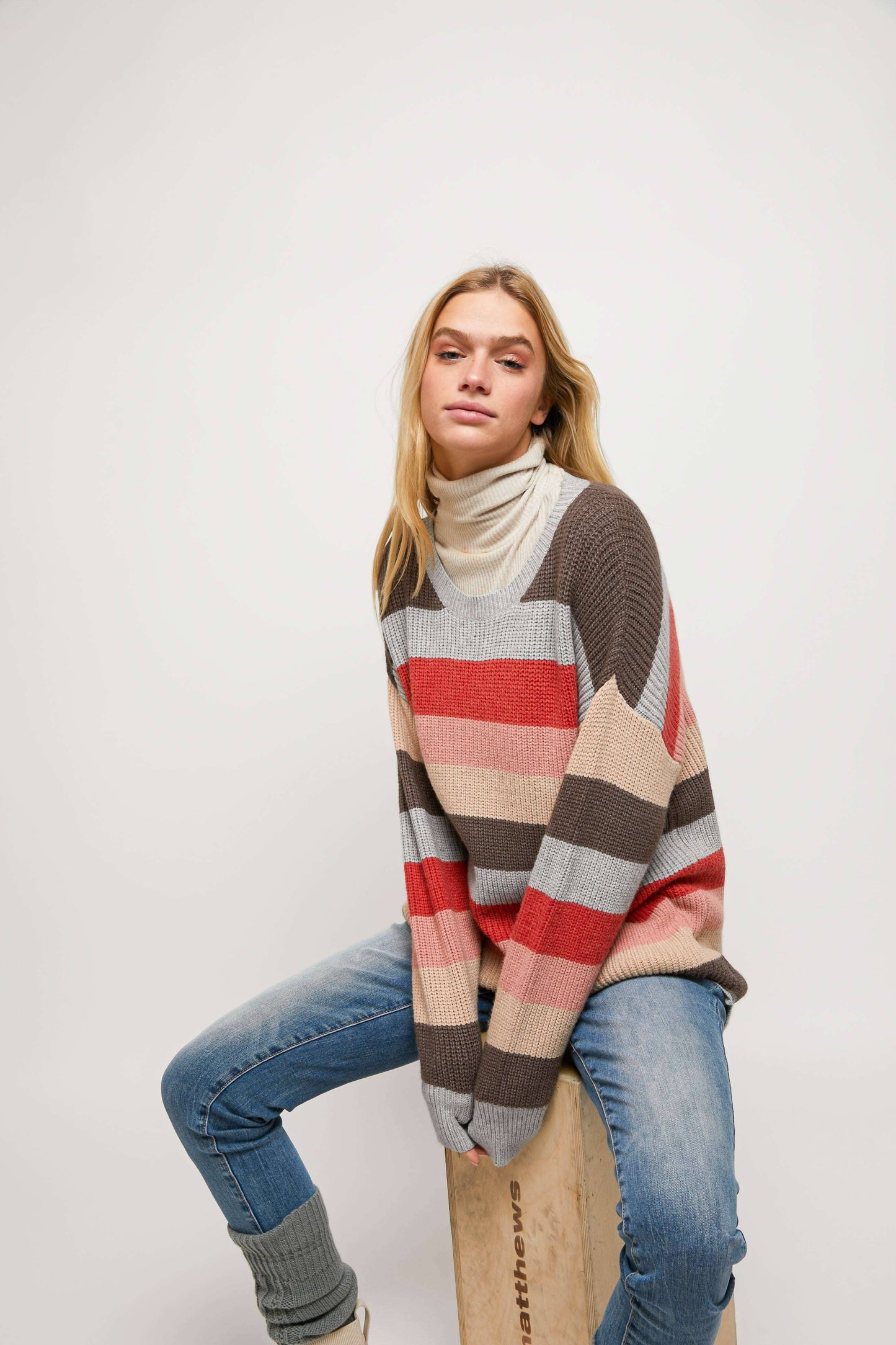 MULTI STRIPE ROUND NECK LONG SLEEVE SWEATER