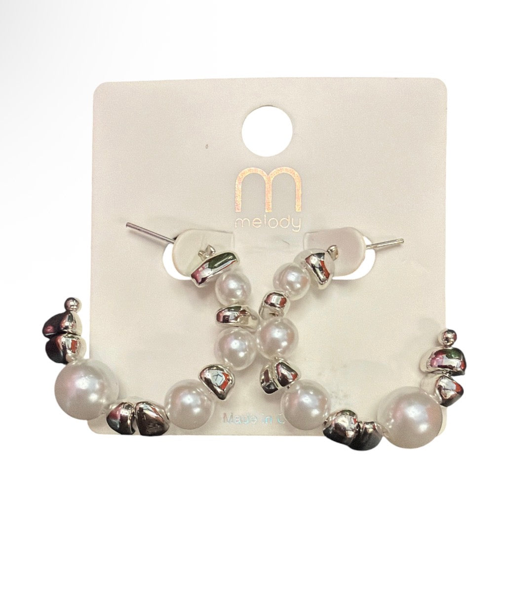 Silver and Pearl Hoop Earring
