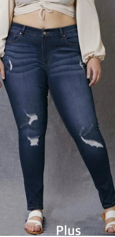 KanCAn Gemma MID RISE DISTRESSED - FB5392