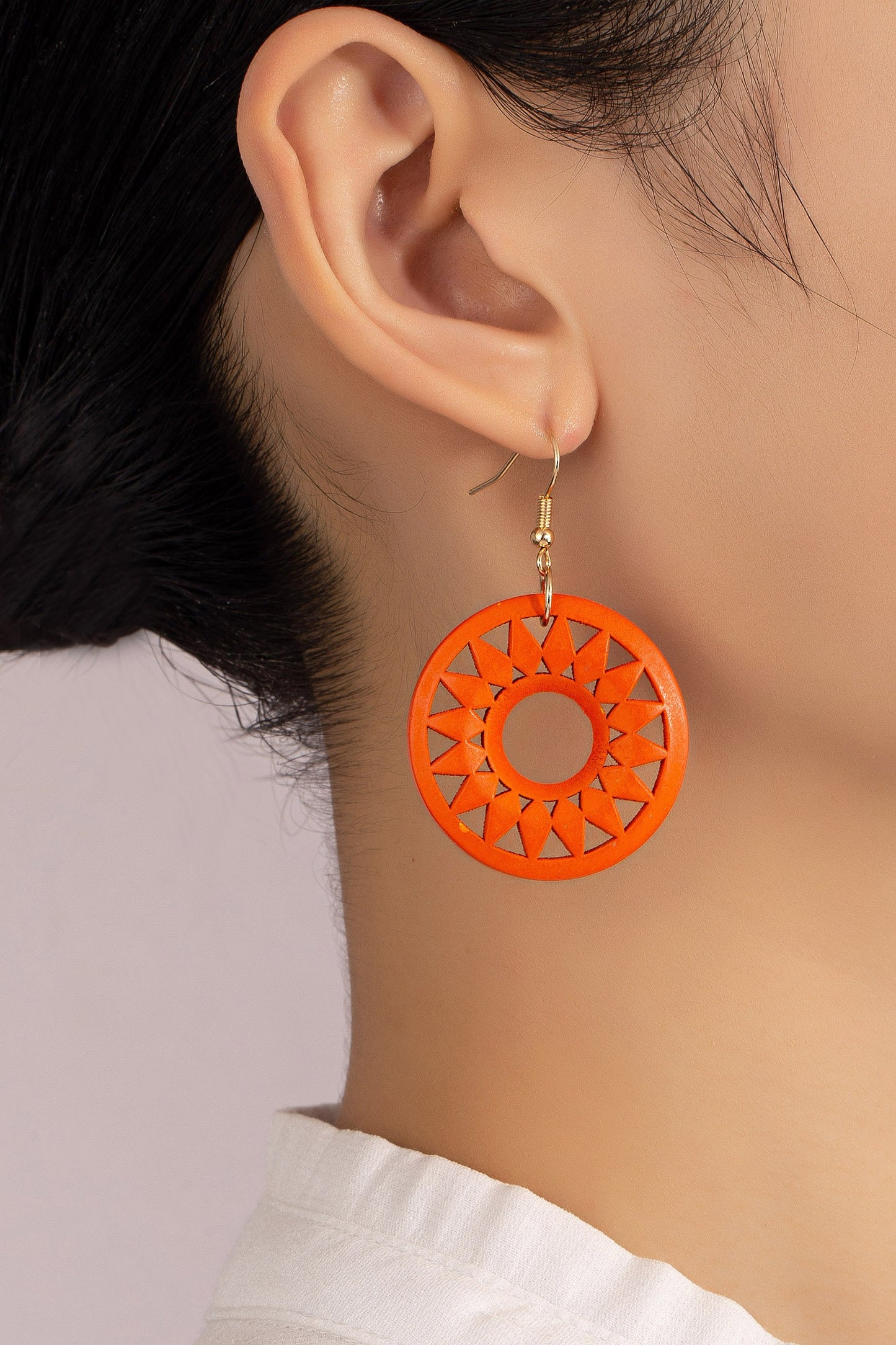 Cutout Wood Circle Drop Earrings