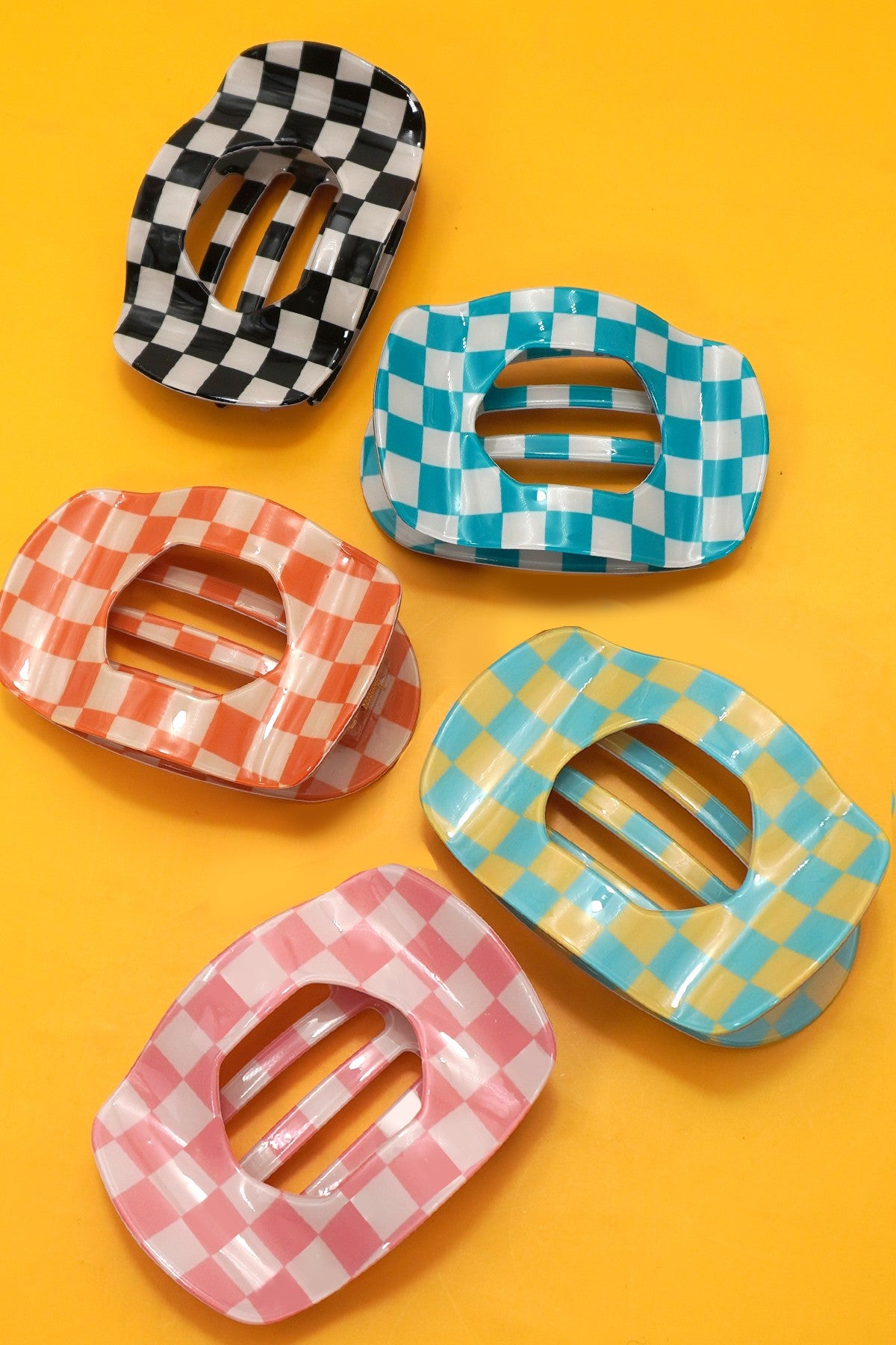 Jumbo Flat Checker Clip – PEACOCK GLAMOUR