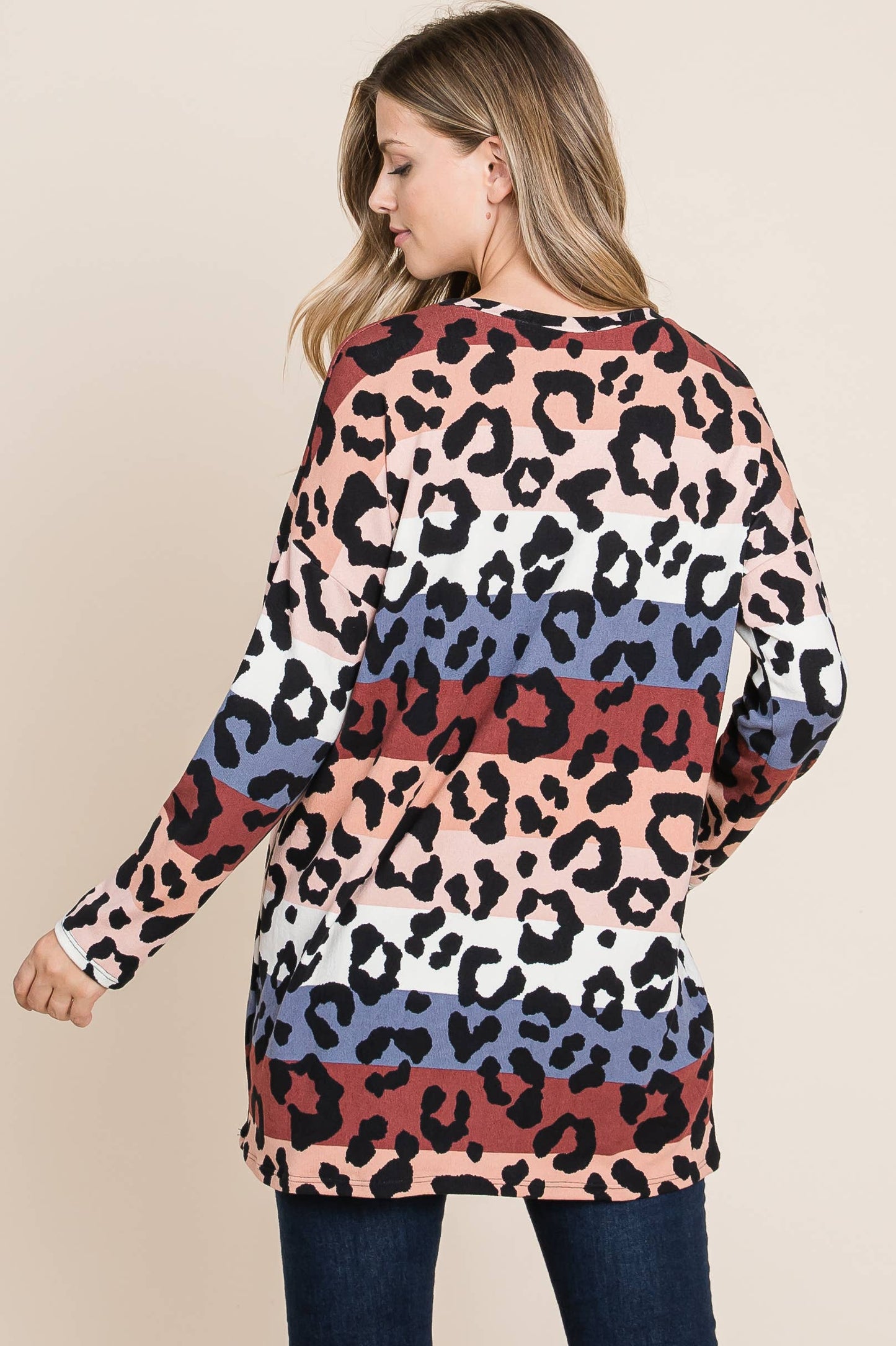 ANIMAL PRINT LONG SLEEVE TOP