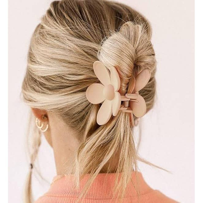 Matte Tone Daisy Hair Claw Sets