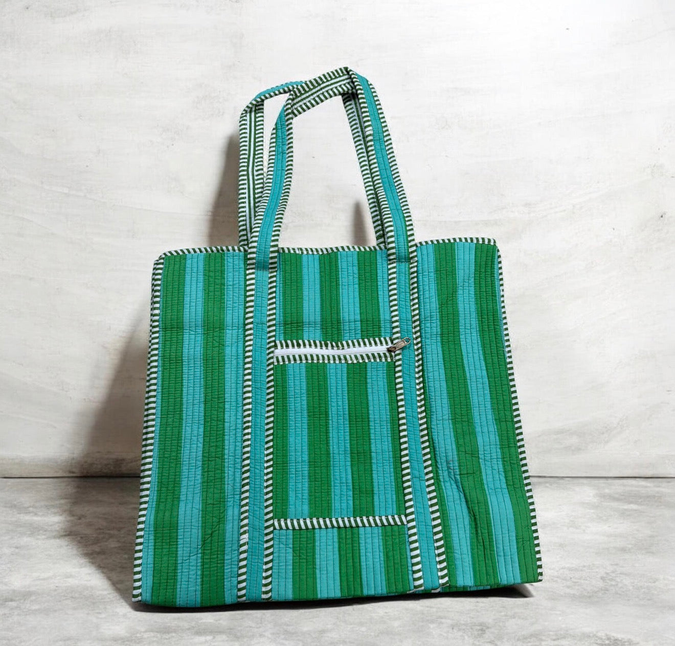 Jumbo Washable Striped Zipper Totes