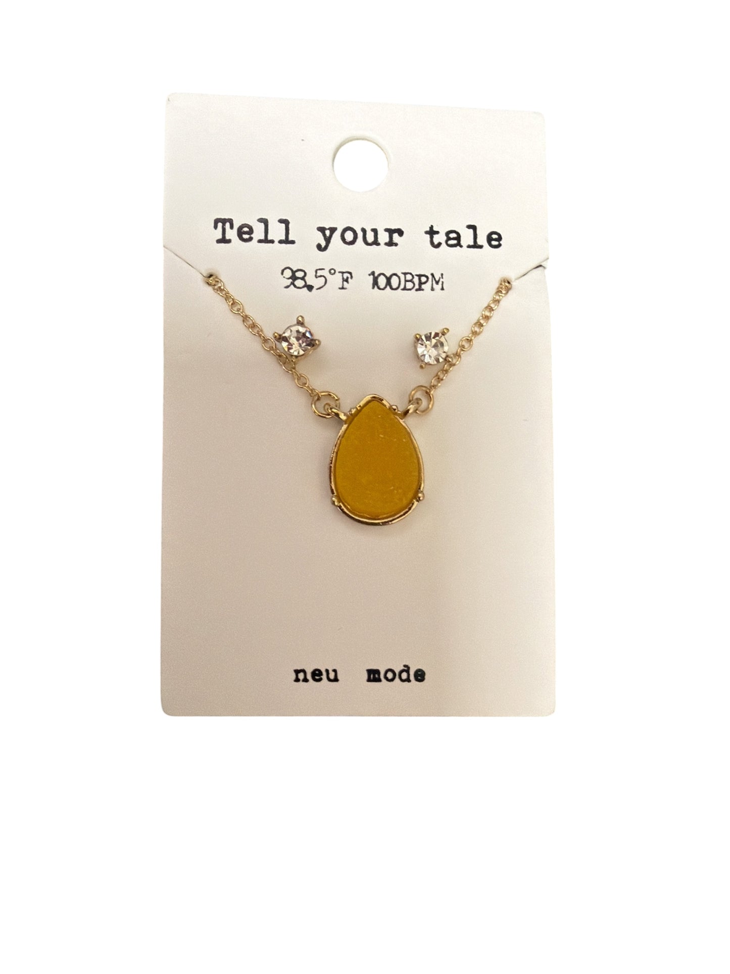Gold Tear Drop Necklace and Earring Set