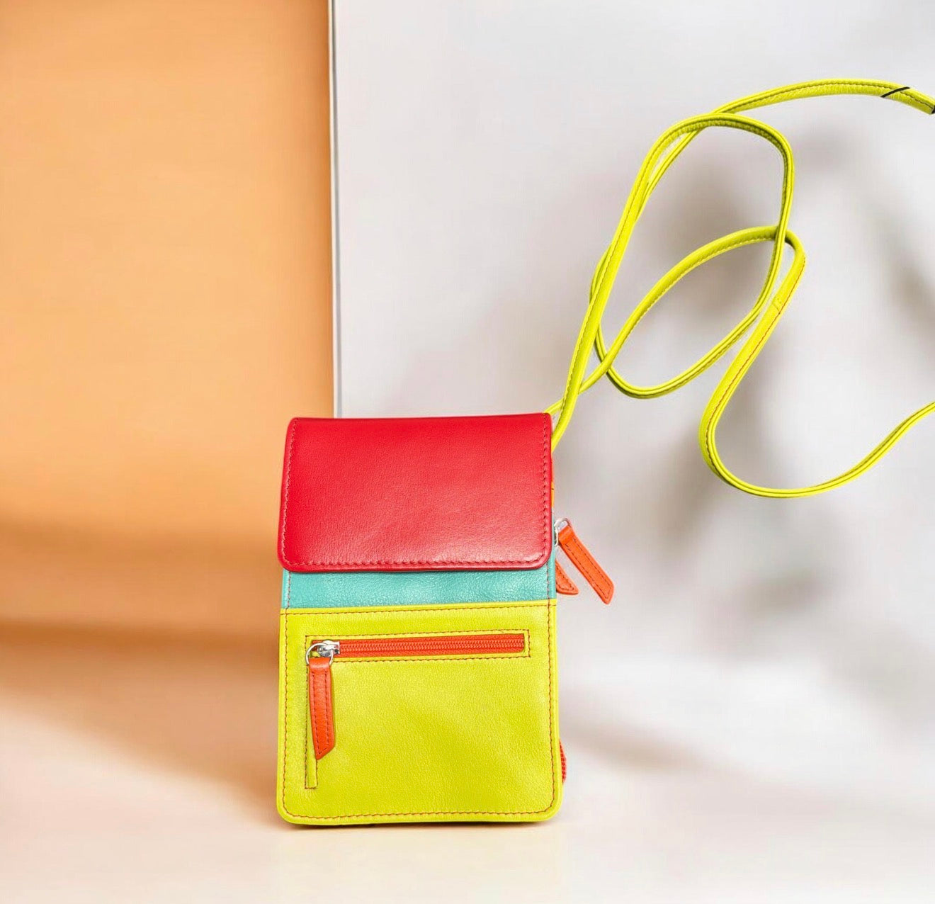 ILI Multi Pocket Genuine Leather Crossbody—RFID Blocking