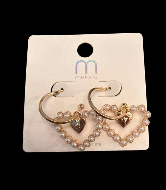 Hoop Pearl Heart Earring
