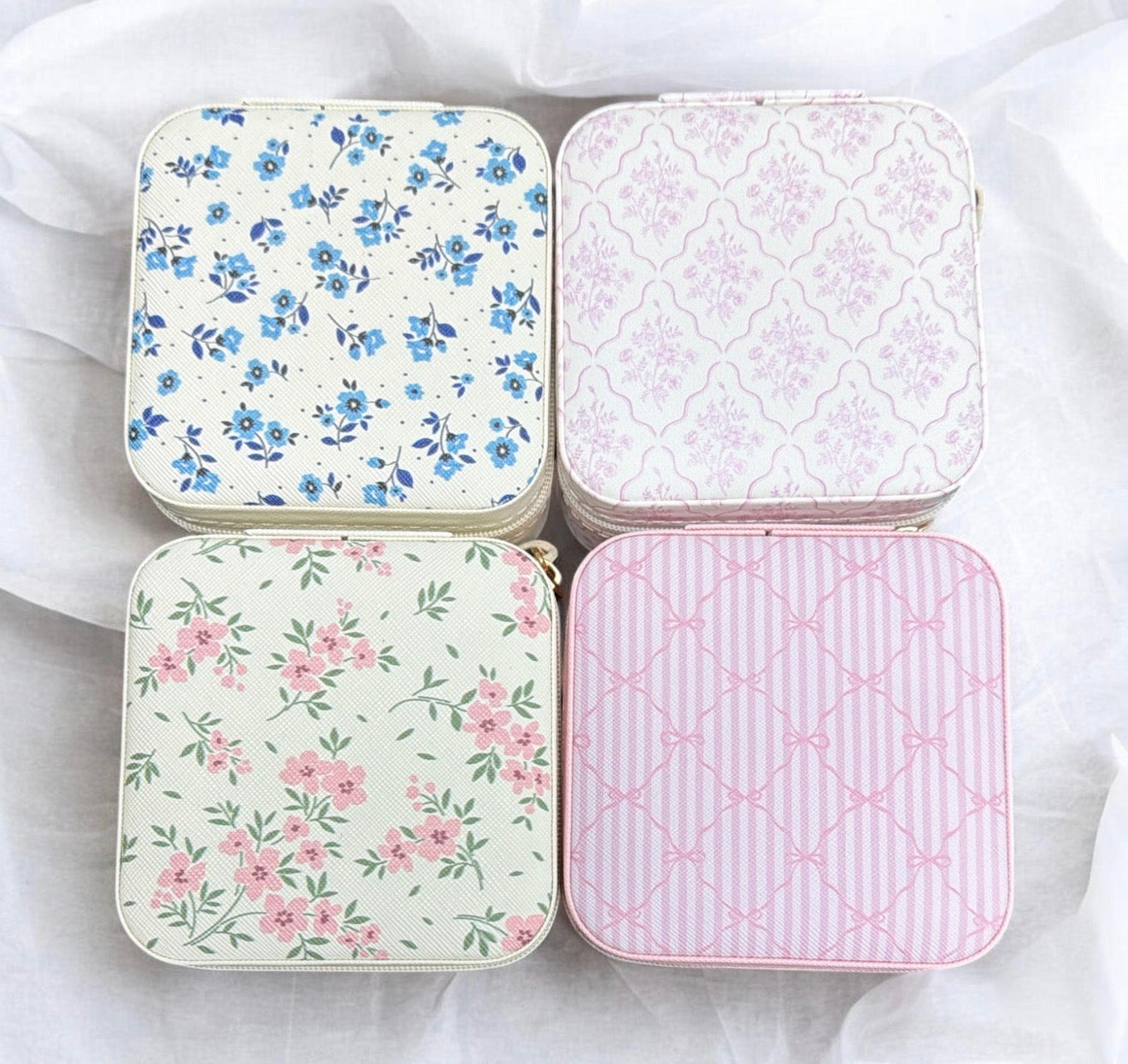 Travel Padded Jewelry Box