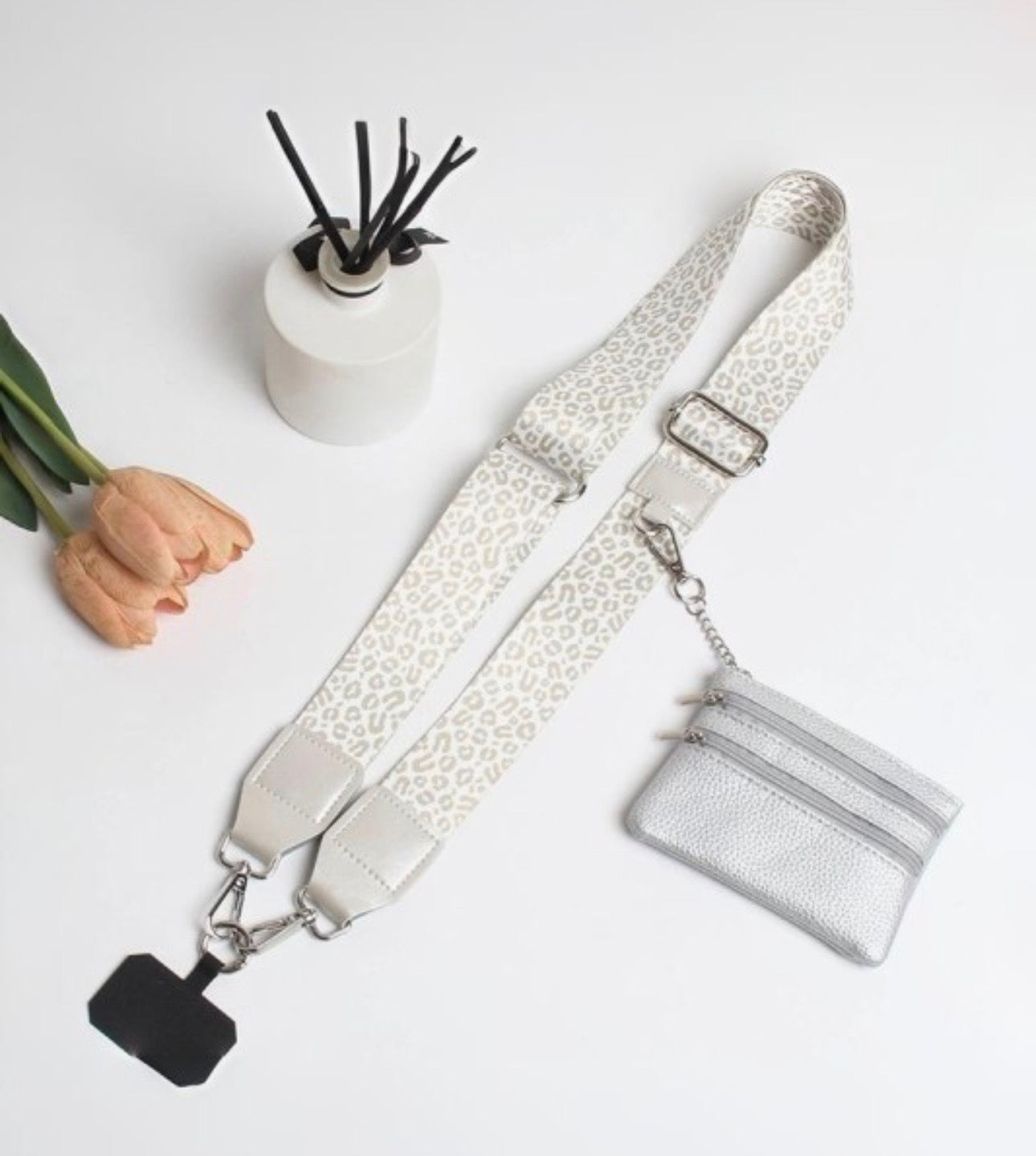 Clip N Go - Crossbody Phone Strap