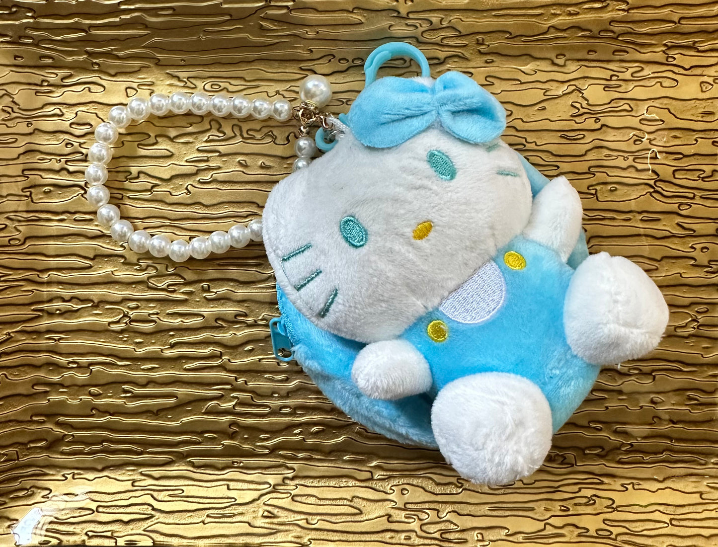 Hello Kitty Character Keychain Pouch