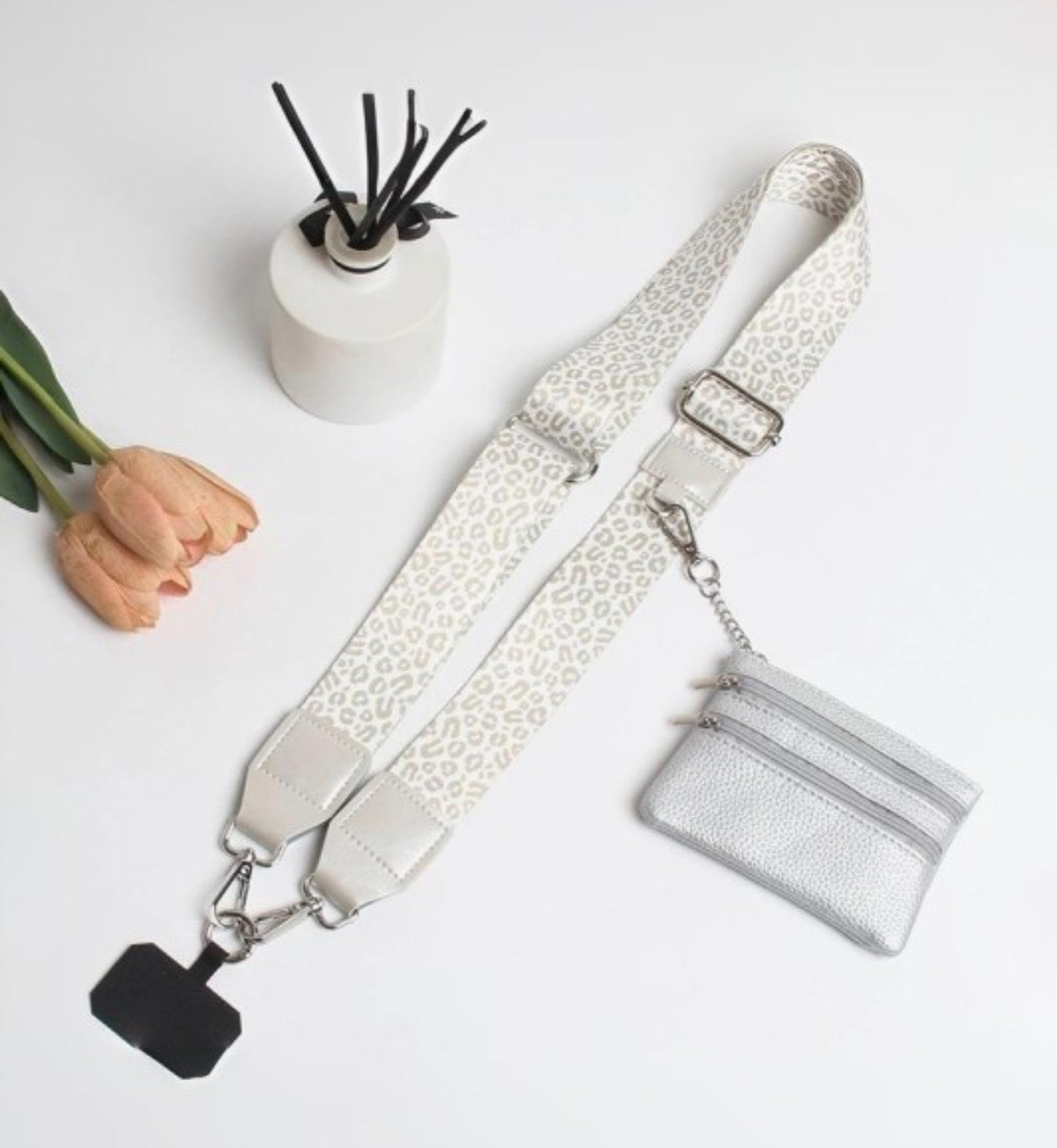 Clip N Go - Crossbody Phone Strap