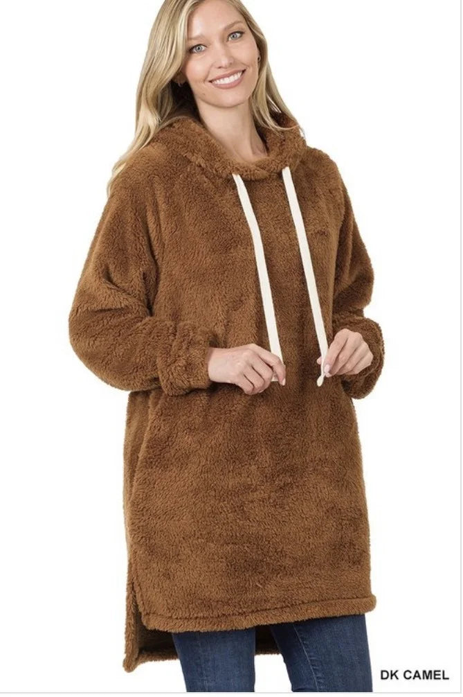 ZENANA HOODED FAUX FUR HI-LOW HEM PULLOVER WITH POCKETS