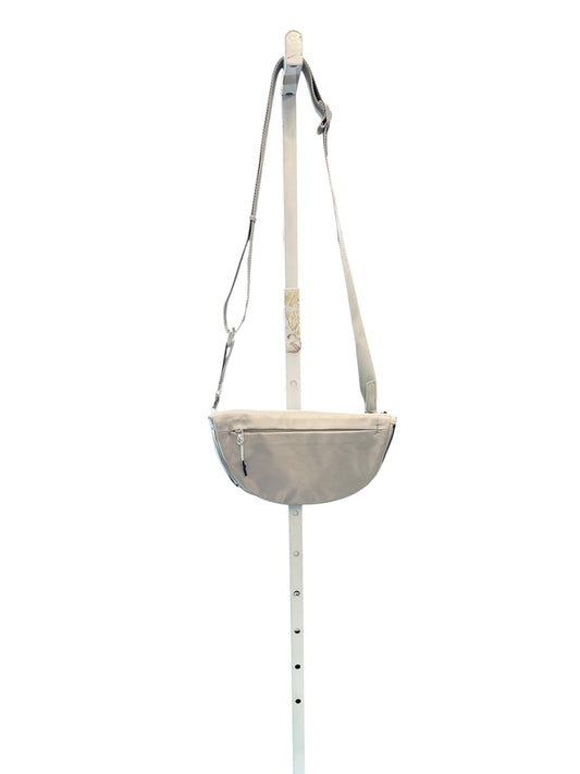 SOLID SMALL CROSSBODY BUMBAG
