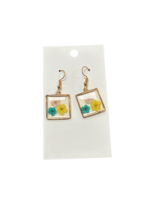 PRESSED FLOWER SQUARE EARRINGS