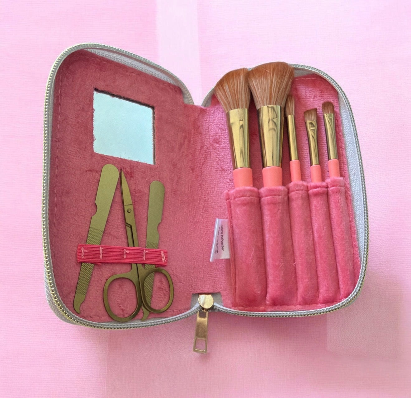 Simply Southern - 
MAKEUP BRUSH SET