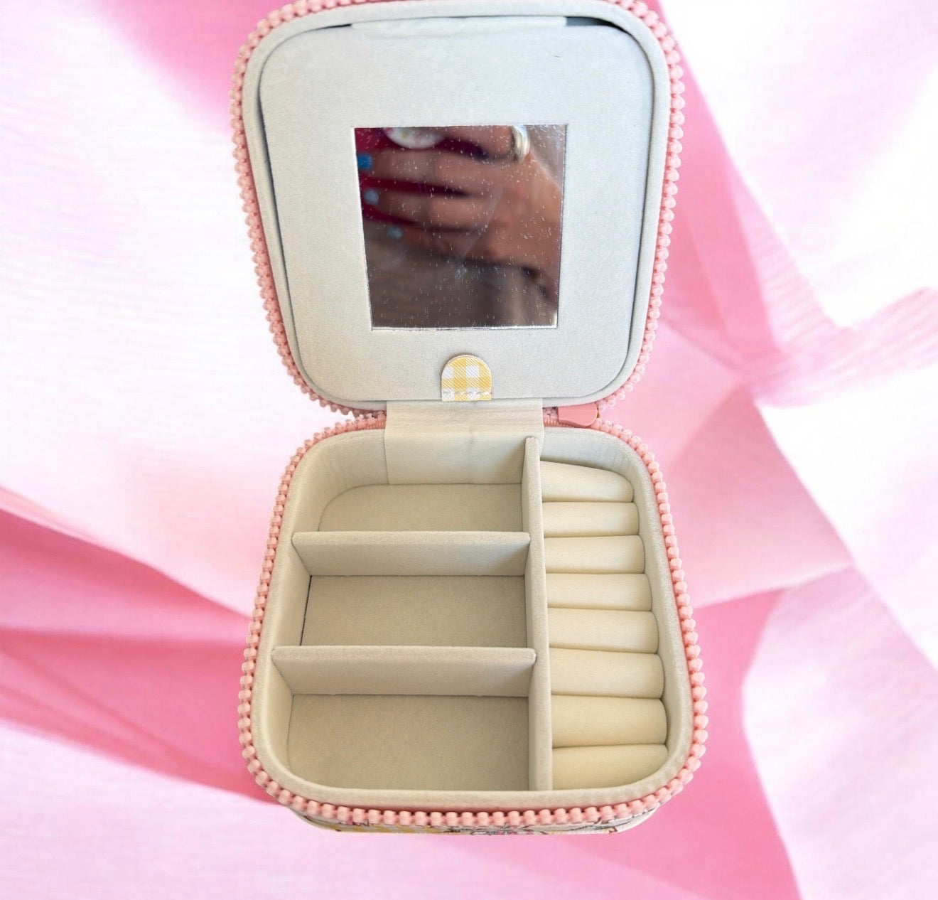 Simply Southern - 
TRAVEL JEWELRY BOX