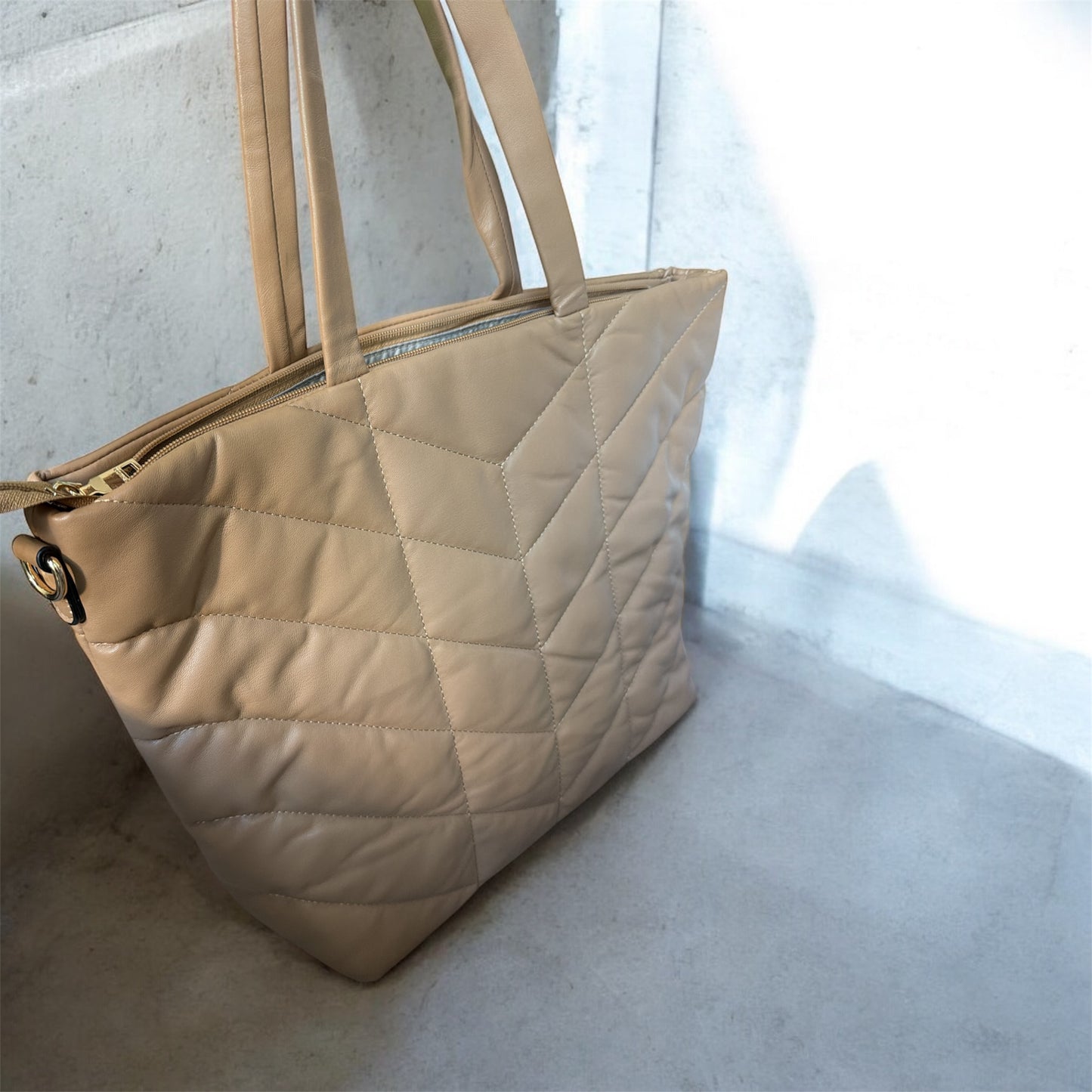 Jen&Co Oversize Soft Leather Tote w/Cosmetic Bag