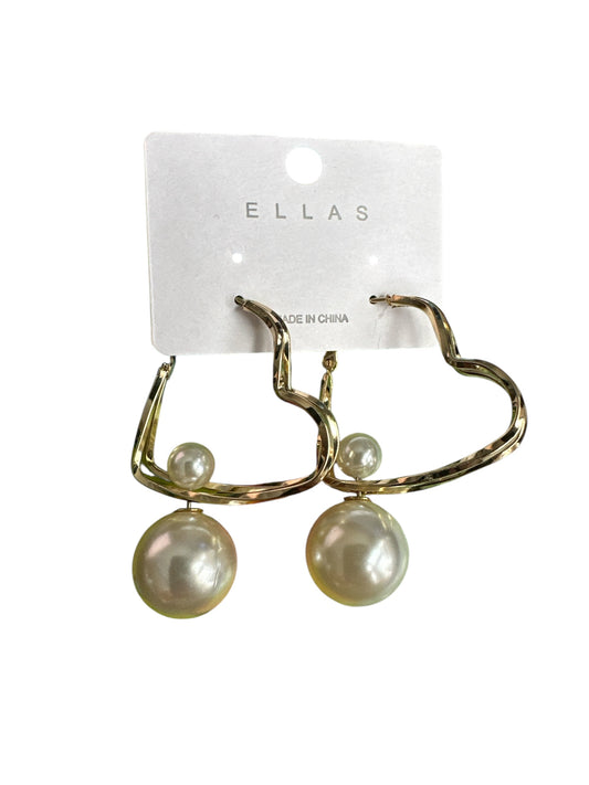 Heart Pearl Earrings