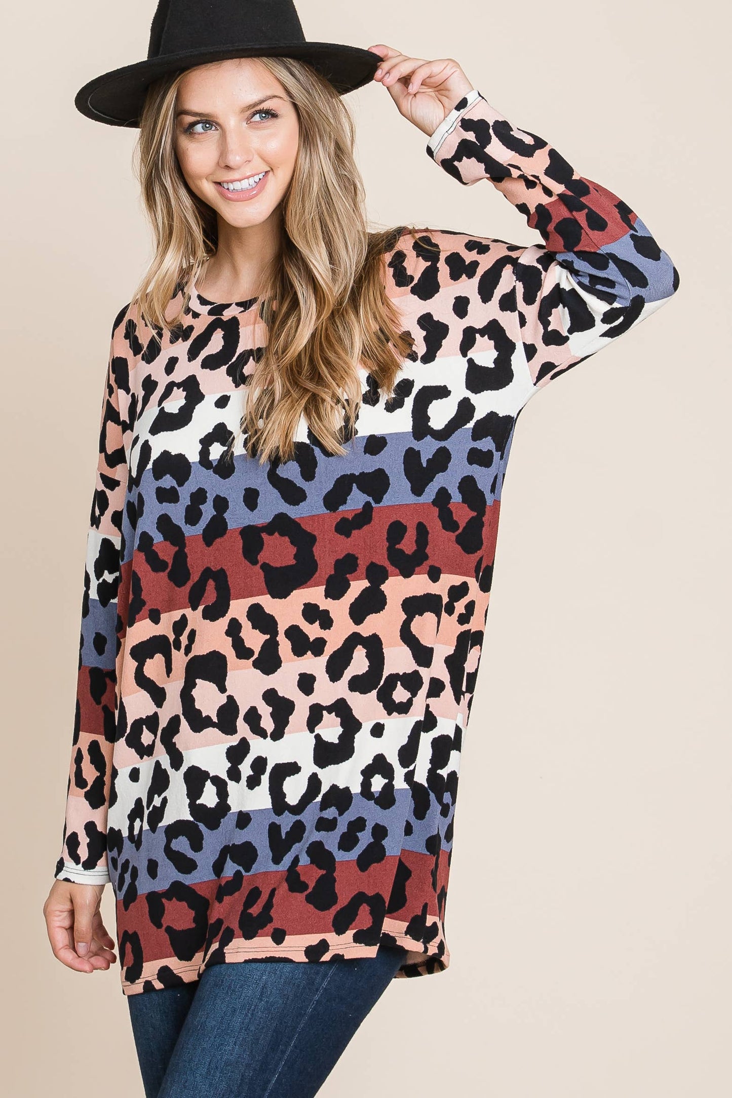 ANIMAL PRINT LONG SLEEVE TOP