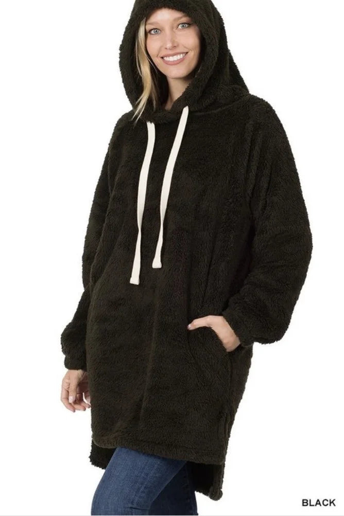 ZENANA HOODED FAUX FUR HI-LOW HEM PULLOVER WITH POCKETS
